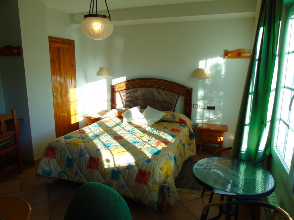 Apartamentos Turísticos Cumbres Verdes La Zubia  Ruang foto