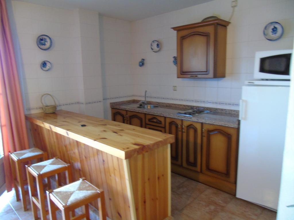 Apartamentos Turísticos Cumbres Verdes La Zubia  Ruang foto