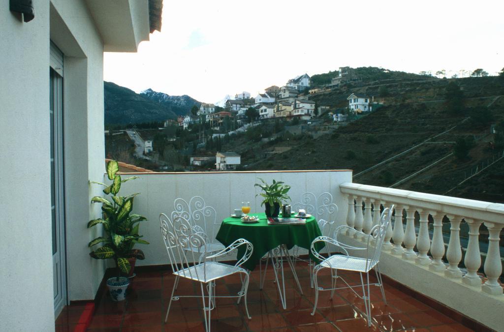 Apartamentos Turísticos Cumbres Verdes La Zubia  Ruang foto
