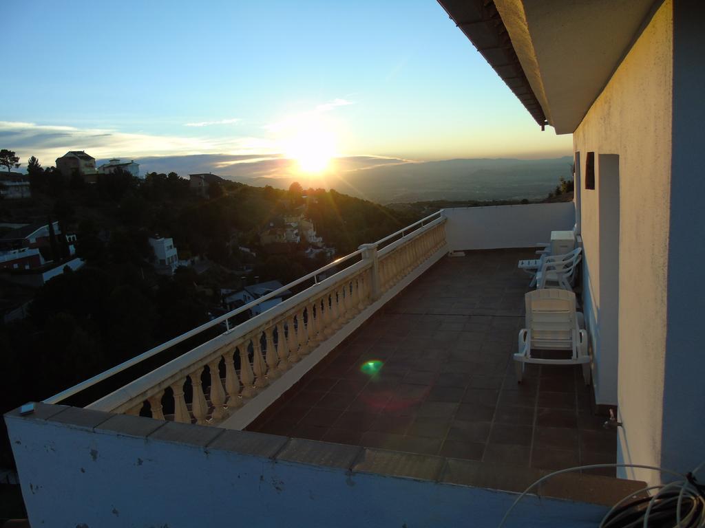 Apartamentos Turísticos Cumbres Verdes La Zubia  Bagian luar foto