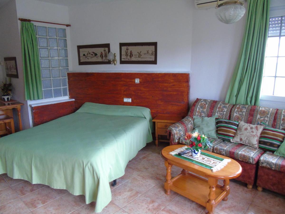 Apartamentos Turísticos Cumbres Verdes La Zubia  Bagian luar foto