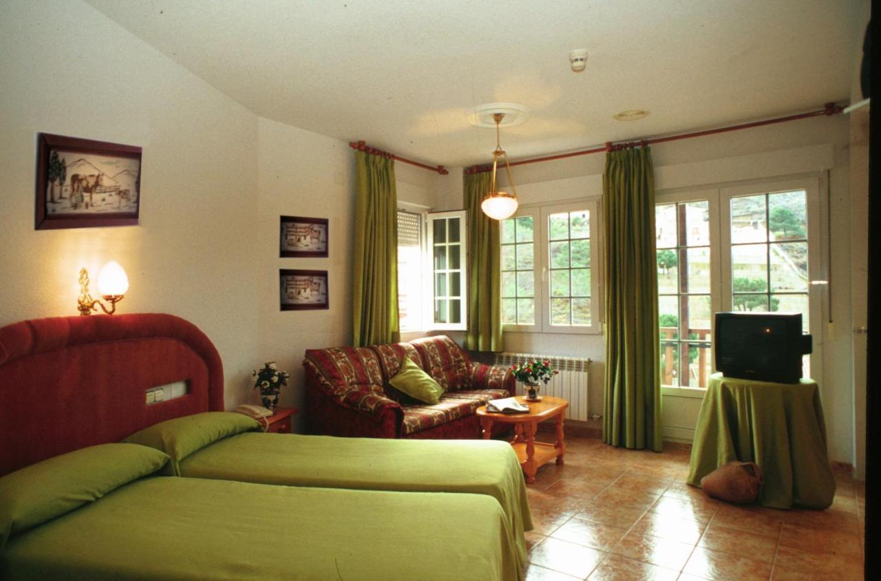 Apartamentos Turísticos Cumbres Verdes La Zubia  Bagian luar foto